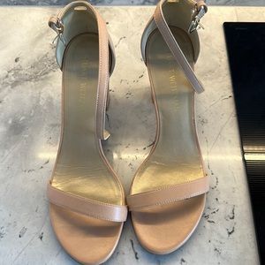 Stuart Weitzman Nearlynude strap sandal size 9